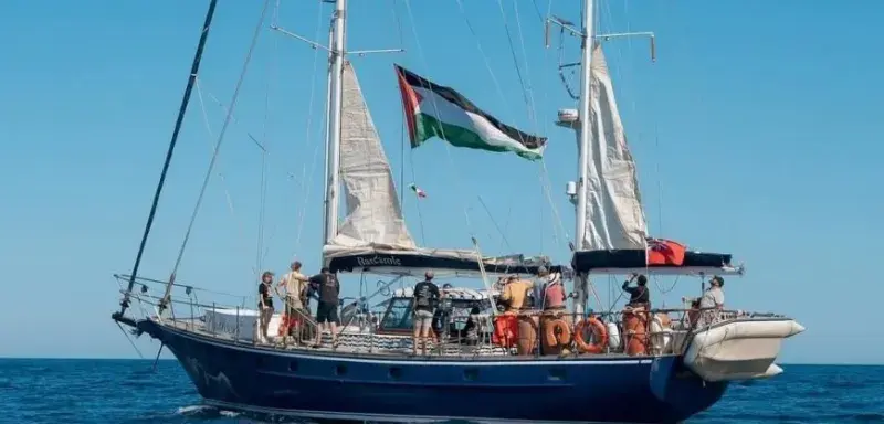 Le voilier qui défie la barbarie israélienne dans les eaux de Gaza