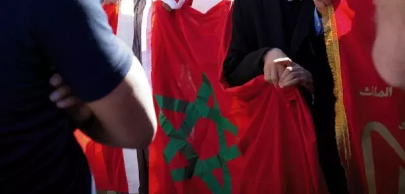 Les manifestants avaient organisé place du Trocadéro une parodie de cette cérémonie annuelle... (Photo: lereal.net)