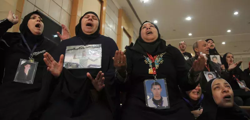 les familles des victimes présentes au procès... (Xinhua)