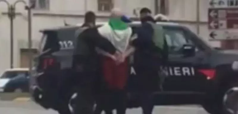Luca Traini, 28 arrêté par la police italienne suite à la fusillade contre les migrants