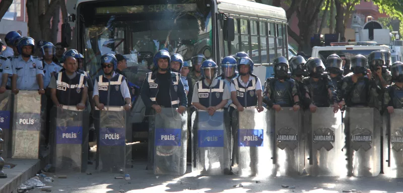 le premier ministre islamiste veut en découdre avec l'opposition laïque... (Xinhua)